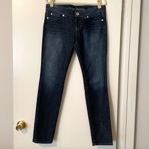 GUESS PREMIUM Dark Wash Skinny Leg Jeans - Size 30